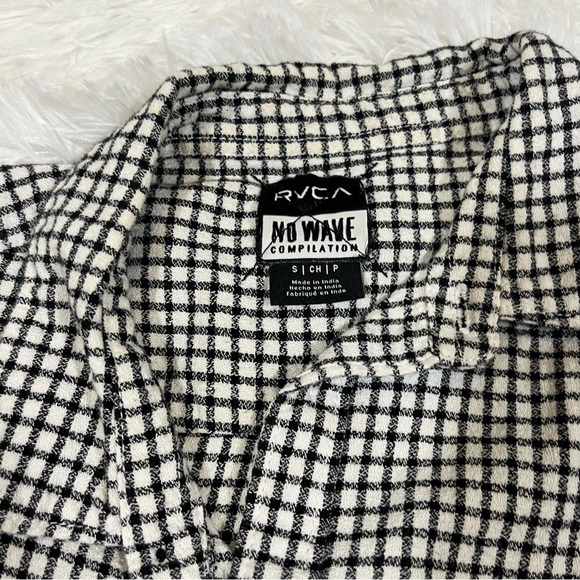 RVCA Checkered Black and White Button up

Size S

Button up,‎ surf skate - Picture 2 of 7